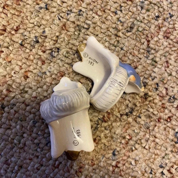 Vintage Avon Angle Porcelain Rings 1983 2 Pieces lot - Picture 5 of 9